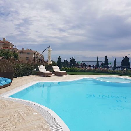 Apartmán Sea Garden Delux Černomorec Exteriér fotografie