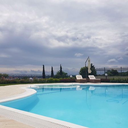 Apartmán Sea Garden Delux Černomorec Exteriér fotografie