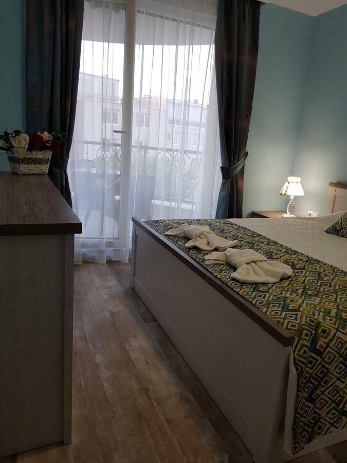 Apartmán Sea Garden Delux Černomorec Exteriér fotografie