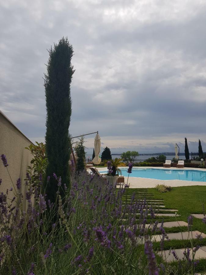 Apartmán Sea Garden Delux Černomorec Exteriér fotografie