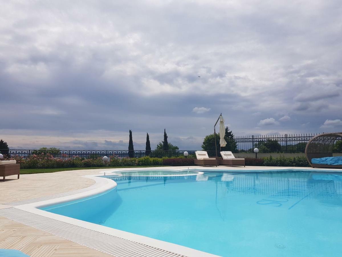 Apartmán Sea Garden Delux Černomorec Exteriér fotografie